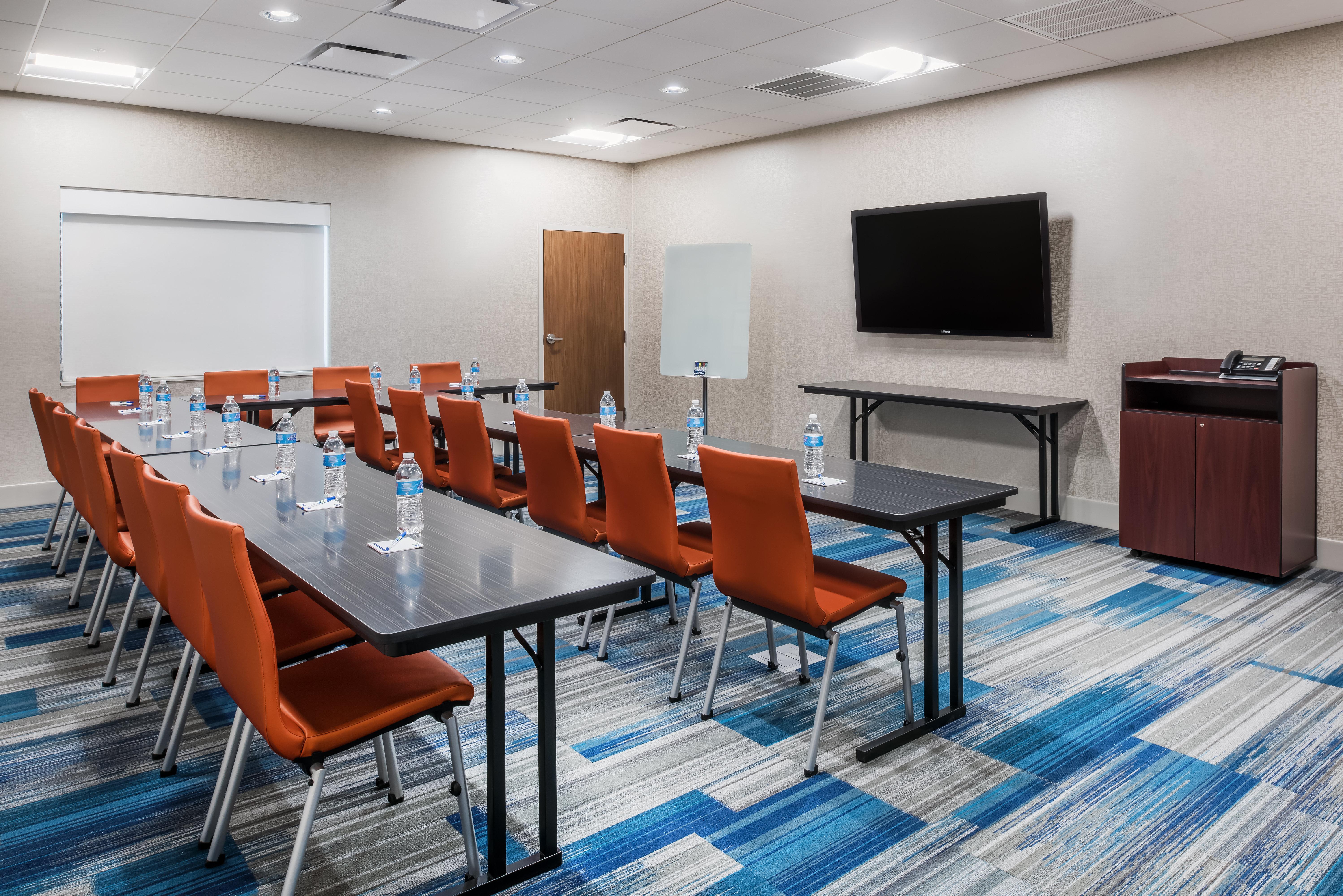 Holiday Inn Express & Suites West Plains Southwest By Ihg Exterior foto